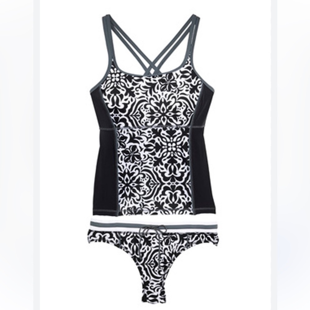 EUC Land’s End Tankini Floral Swim Top With Shelf Bra Size 4 - Picture 1 of 8